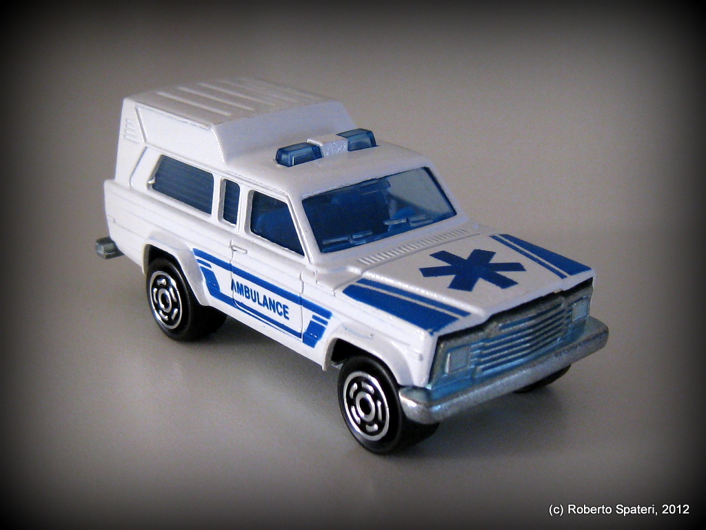 Majorette Ford Bronco Ambulance (n.269-A)